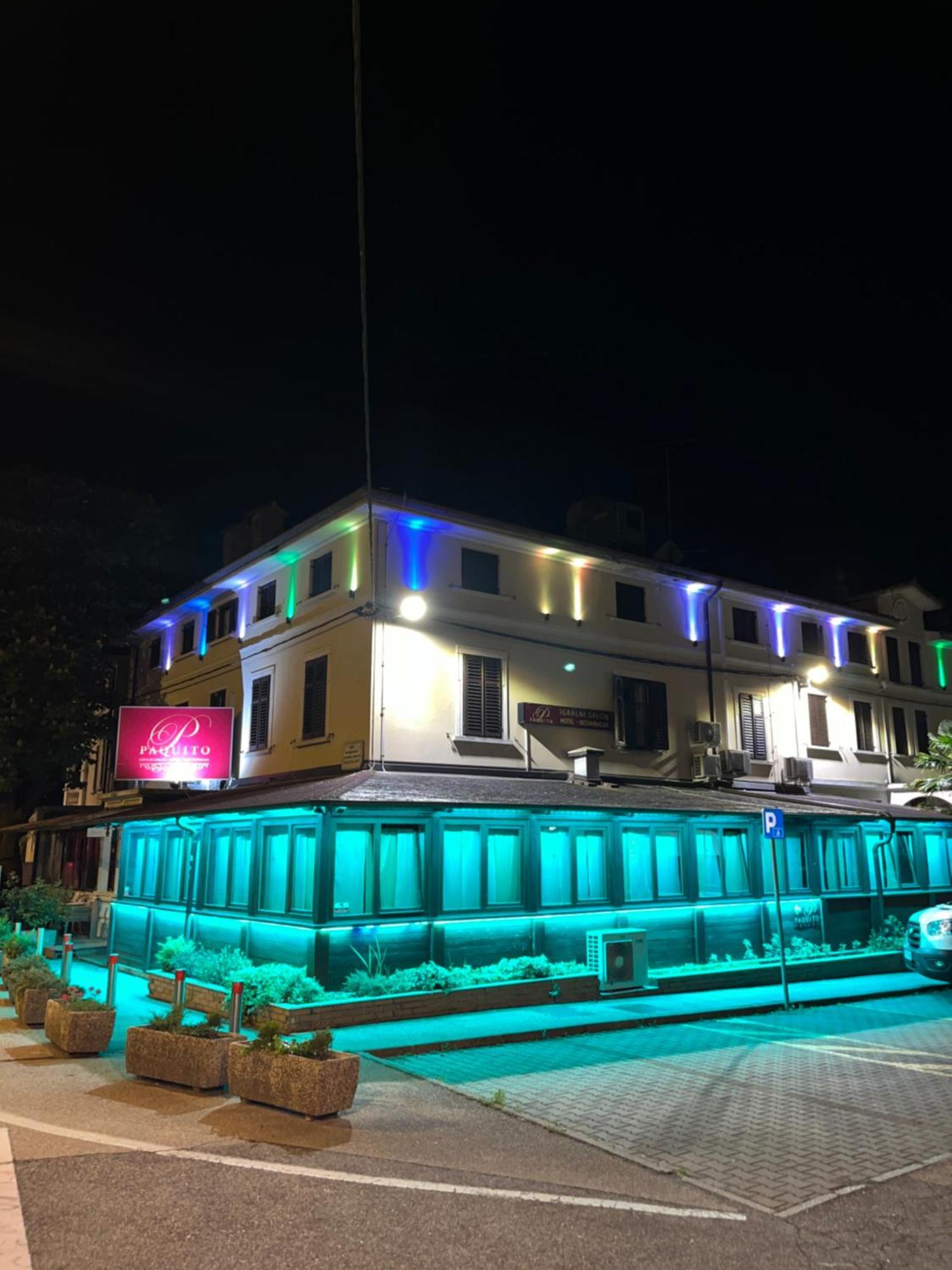 Hotel Paquito نوفا جوريكا المظهر الخارجي الصورة